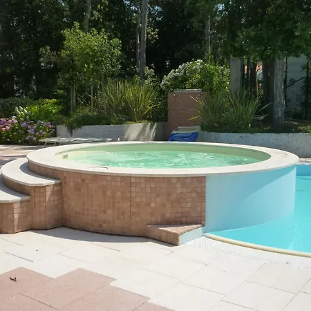 Апартаменты Villaggio Dune Бибионе